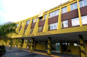 Dominicans abroad have to pay much more for their documents