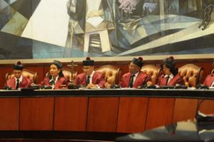 Constitutional Court upholds clause that bans Medina from seeking reelection