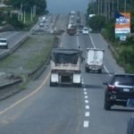 Intrant: Truck drivers must accept to drive on the right