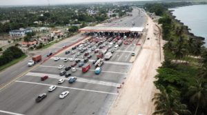 Expansion of Las Americas tollbooths
