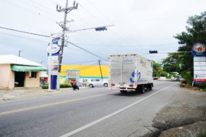Traffic lights installed at the intersection of Super Pola