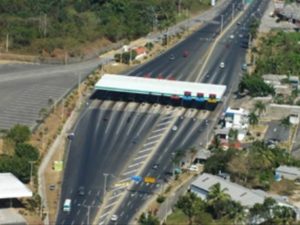 Las Americas Expressway tollbooth expanded to 17 lanes