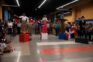 Santo Domingo Metro celebrates its 10th birthday