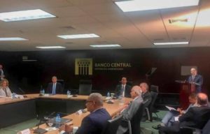 Central Bank says DR has savings that are being used to wait out the crisis